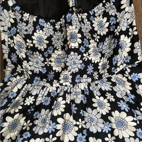 Floral Summer Dress in Black and Blue - Picture 3 of 4